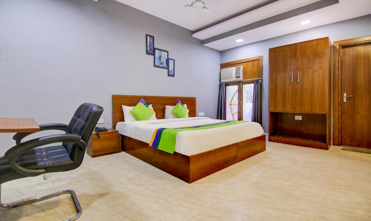 Treebo Trend Aashiyana Paradise Badshahpur Экстерьер фото